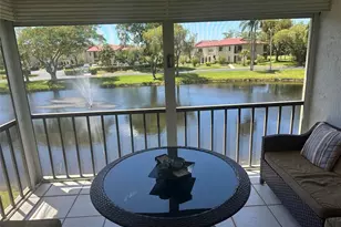 21218 Lago Cir, Boca Raton, FL 33433 - Photo 2