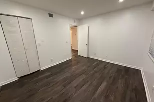 1200 SW 124th Terrace, Pembroke Pines, FL 33027 - Photo 8