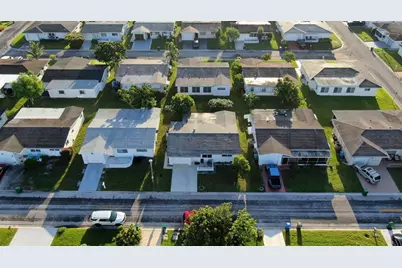 730 NW 75th Ave, Margate, FL 33063 - Photo 6