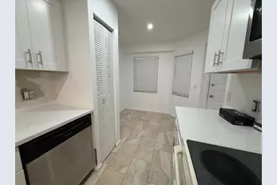 1200 SW 124th Terrace, Unit #405, Pembroke Pines, FL 33027 - Photo 4