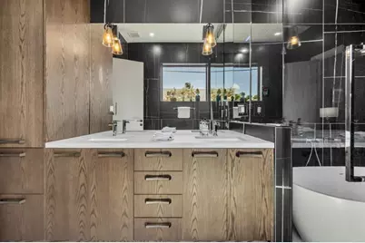 300 NE 21st Ct, Wilton Manors, FL 33305 - Photo 24