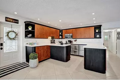 3090 NE 48th St, Unit #316, Fort Lauderdale, FL 33308 - Photo 4