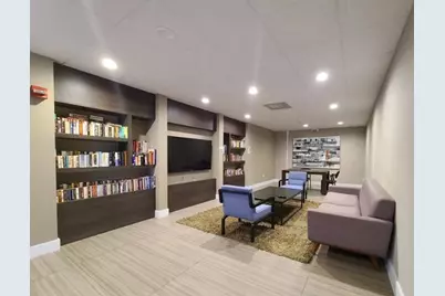 3625 N Country Club Dr, Unit #1208, Miami, FL 33180 - Photo 28