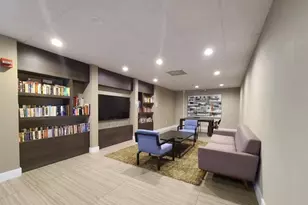 3625 N Country Club Dr Unit, Miami, FL 33180 - Photo 28