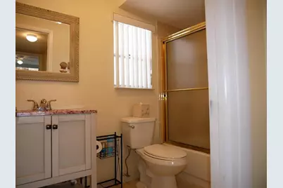 8901  Sunrise Lakes Blvd, Unit #307, Sunrise, FL 33322 - Photo 6