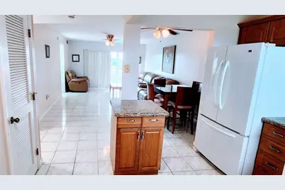 2721 N Pine Island Rd, Unit #309, Sunrise, FL 33322 - Photo 4