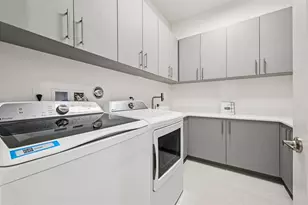 12274 SW Saltwater Dr, Port Saint Lucie, FL 34987 - Photo 32