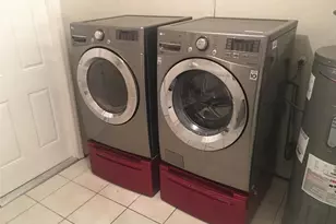 720 N 66 Terrace, Hollywood, FL 33024 - Photo 18