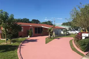 720 N 66 Terrace, Hollywood, FL 33024 - Photo 2