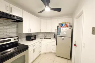 136 NE 19th Ct, Wilton Manors, FL 33305 - Photo 4