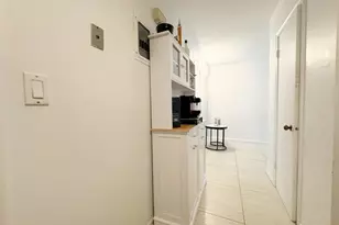 136 NE 19th Ct, Wilton Manors, FL 33305 - Photo 16