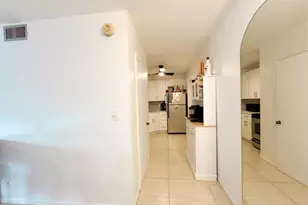 136 NE 19th Ct, Wilton Manors, FL 33305 - Photo 6