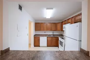 9233 SW 8th St, Boca Raton, FL 33428 - Photo 16