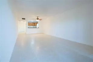 9233 SW 8th St, Boca Raton, FL 33428 - Photo 8