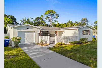 2324  1st Pl, Vero Beach, FL 32962 - Photo 2