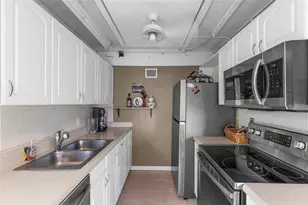 4160 Cambridge G, Deerfield Beach, FL 33442 - Photo 8