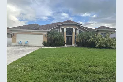 874 SW McCracken Ave, Port Saint Lucie, FL 34953 - Photo 1