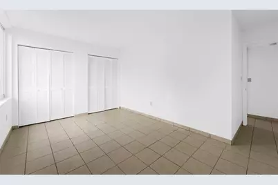 250  180th Dr, Unit #206, Sunny Isles Beach, FL 33160 - Photo 8