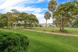 4009 N Cypress Dr, Pompano Beach, FL 33069 - Photo 18