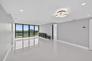 2400 Presidential Way, West Palm Beach, FL 33401 - Photo 6