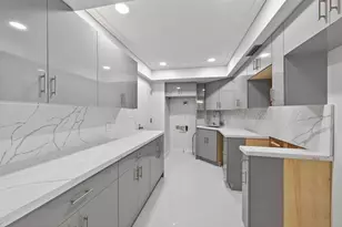 2400 Presidential Way, West Palm Beach, FL 33401 - Photo 12