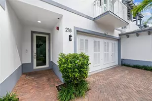 218 NE 15th Ave, Fort Lauderdale, FL 33301 - Photo 4
