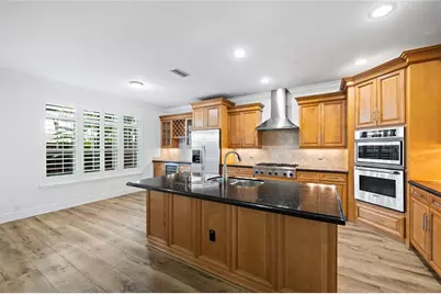 218 NE 15th Ave, Unit #218, Fort Lauderdale, FL 33301 - Photo 10