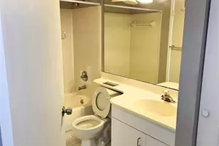 922 Coral Club Dr, Coral Springs, FL 33071 - Photo 4