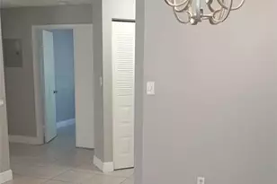 922 Coral Club Dr, Coral Springs, FL 33071 - Photo 2