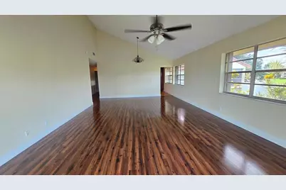 8751  Holly Ct, Unit #202, Tamarac, FL 33321 - Photo 10