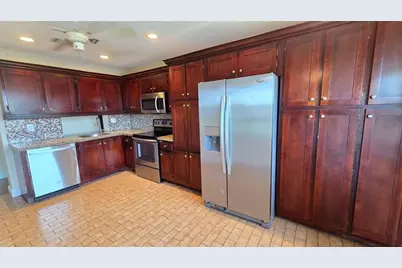 8751  Holly Ct, Unit #202, Tamarac, FL 33321 - Photo 14