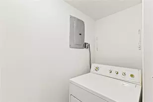 3199 Foxcroft Rd, Miramar, FL 33025 - Photo 18