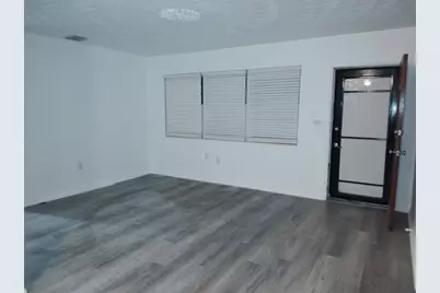 3055 NW 212th St, Miami Gardens, FL 33056 - Photo 6