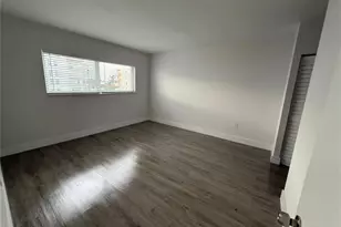 3626 NE 168th St, North Miami Beach, FL 33160 - Photo 8