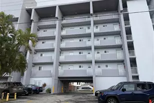 3626 NE 168th St, North Miami Beach, FL 33160 - Photo 14