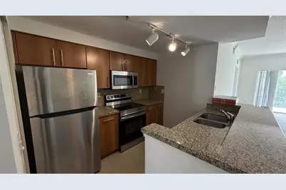 5800 W Sample Rd, Unit #307, Coral Springs, FL 33067 - Photo 4