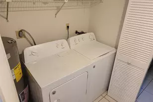 1800 NE 39th Ct, Pompano Beach, FL 33064 - Photo 16