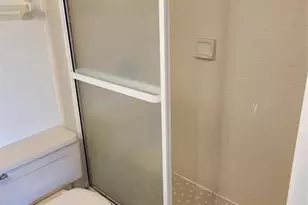 1800 NE 39th Ct, Pompano Beach, FL 33064 - Photo 14