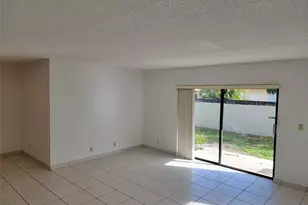 1800 NE 39th Ct, Pompano Beach, FL 33064 - Photo 10