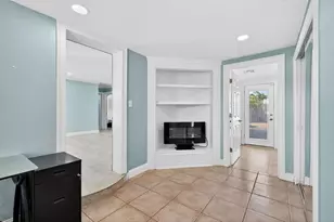 1201 N Tyrone Blvd N, Other City - In The State Of Florida, FL 33710 - Photo 22