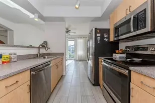 533 NE 3rd Ave, Fort Lauderdale, FL 33301 - Photo 10