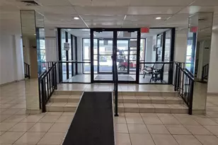 4152 Inverrary Dr, Lauderhill, FL 33319 - Photo 16