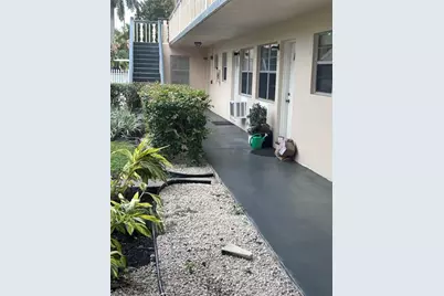 801 S Federal Hwy, Unit #103, Lake Worth Beach, FL 33460 - Photo 2