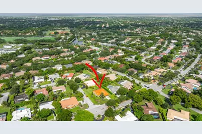 10072  Ramblewood Dr, Coral Springs, FL 33071 - Photo 52