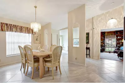 10072  Ramblewood Dr, Coral Springs, FL 33071 - Photo 10