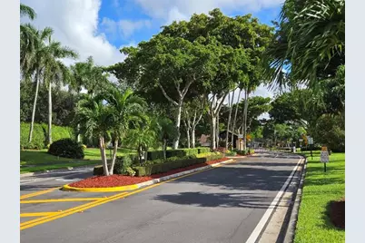 8223  Springlake Dr, Unit #8223, Boca Raton, FL 33496 - Photo 2