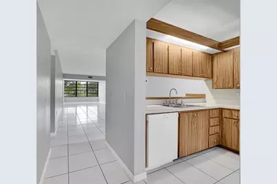 1713  Whitehall Dr, Unit #103, Davie, FL 33324 - Photo 6