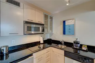 2670 E Sunrise Blvd, Fort Lauderdale, FL 33304 - Photo 14