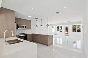 2201-1 NE 9th Ave Unit, Wilton Manors, FL 33305 - Photo 1