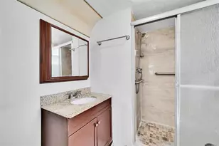 2901 Sunrise Lakes Dr Unit, Fort Lauderdale, FL 33322 - Photo 14